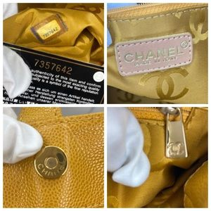 CHANEL CC Caviar Shoulder Bag - Image 9