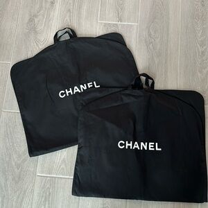 CHANEL 2 GARMENT BAG