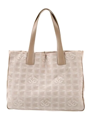Chanel Travel Ligne Tote - view 4