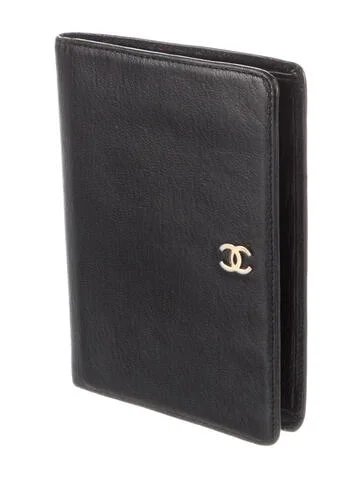 Chanel 2000 Interlocking CC Logo Wallet - view 3
