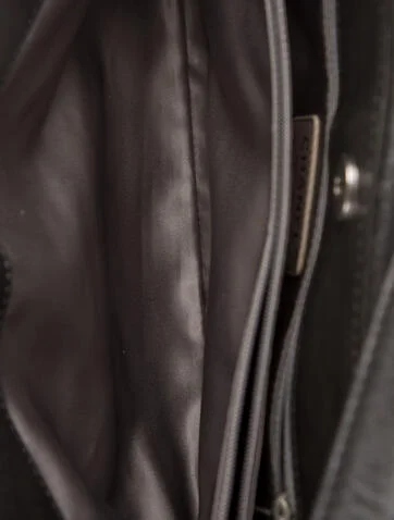 Chanel Quilted Shoulder Bag - view 5
