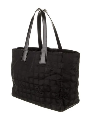 Chanel Travel Ligne Tote - view 3