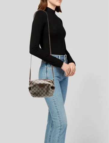 Gucci Vintage GG Supreme Crossbody Bag - view 2