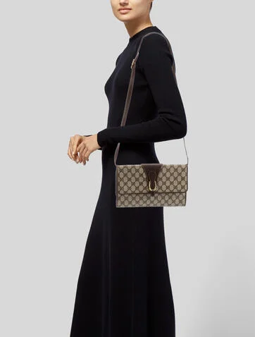 Gucci GG Supreme Small Crossbody Bag - view 2