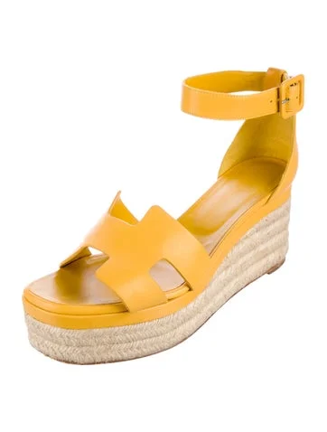 Hermès Elda Leather Espadrilles - view 2