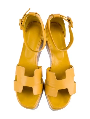 Hermès Elda Leather Espadrilles - view 3