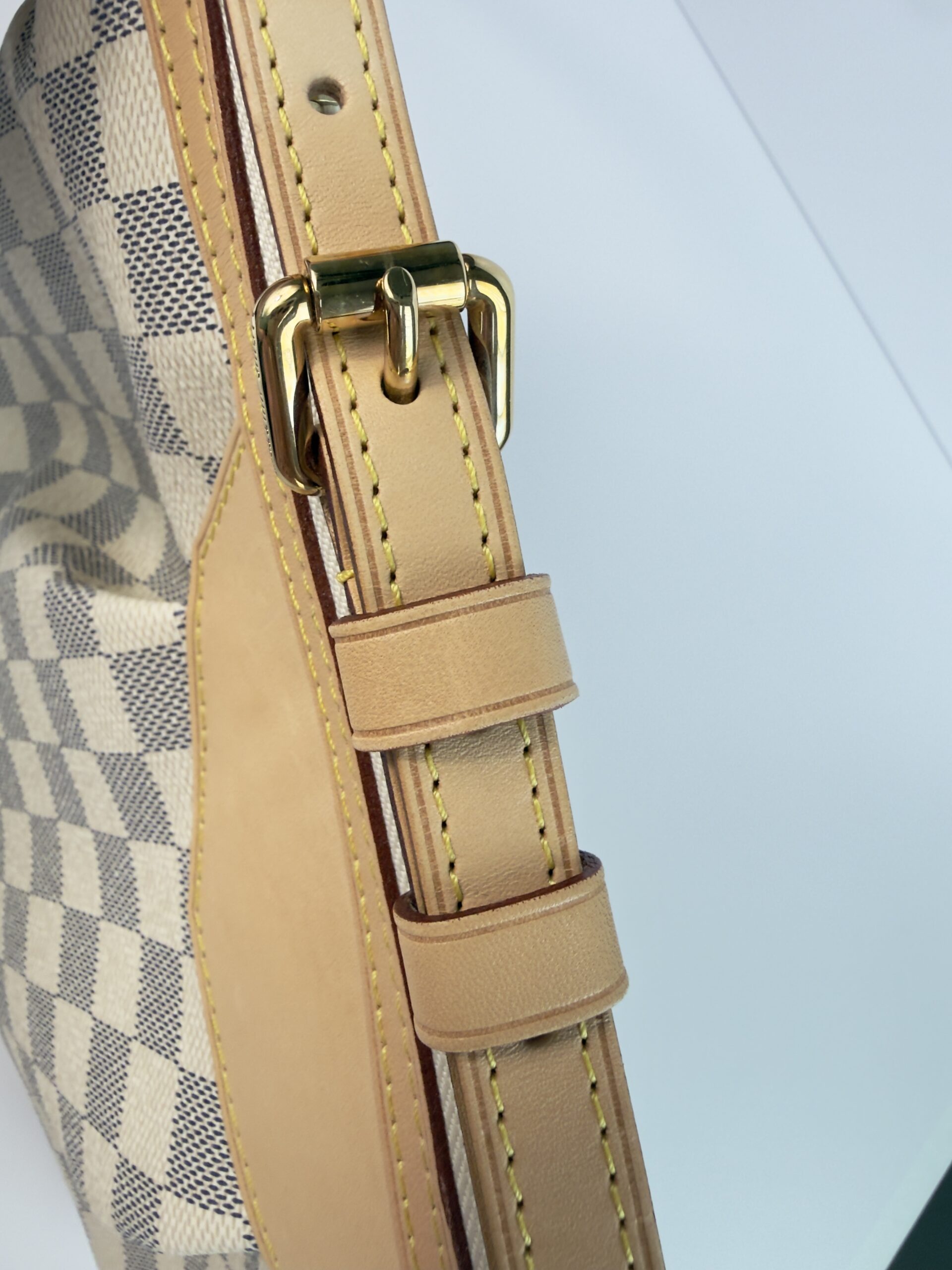 LOUIS VUITTON SIRACUSA MM - Image 16