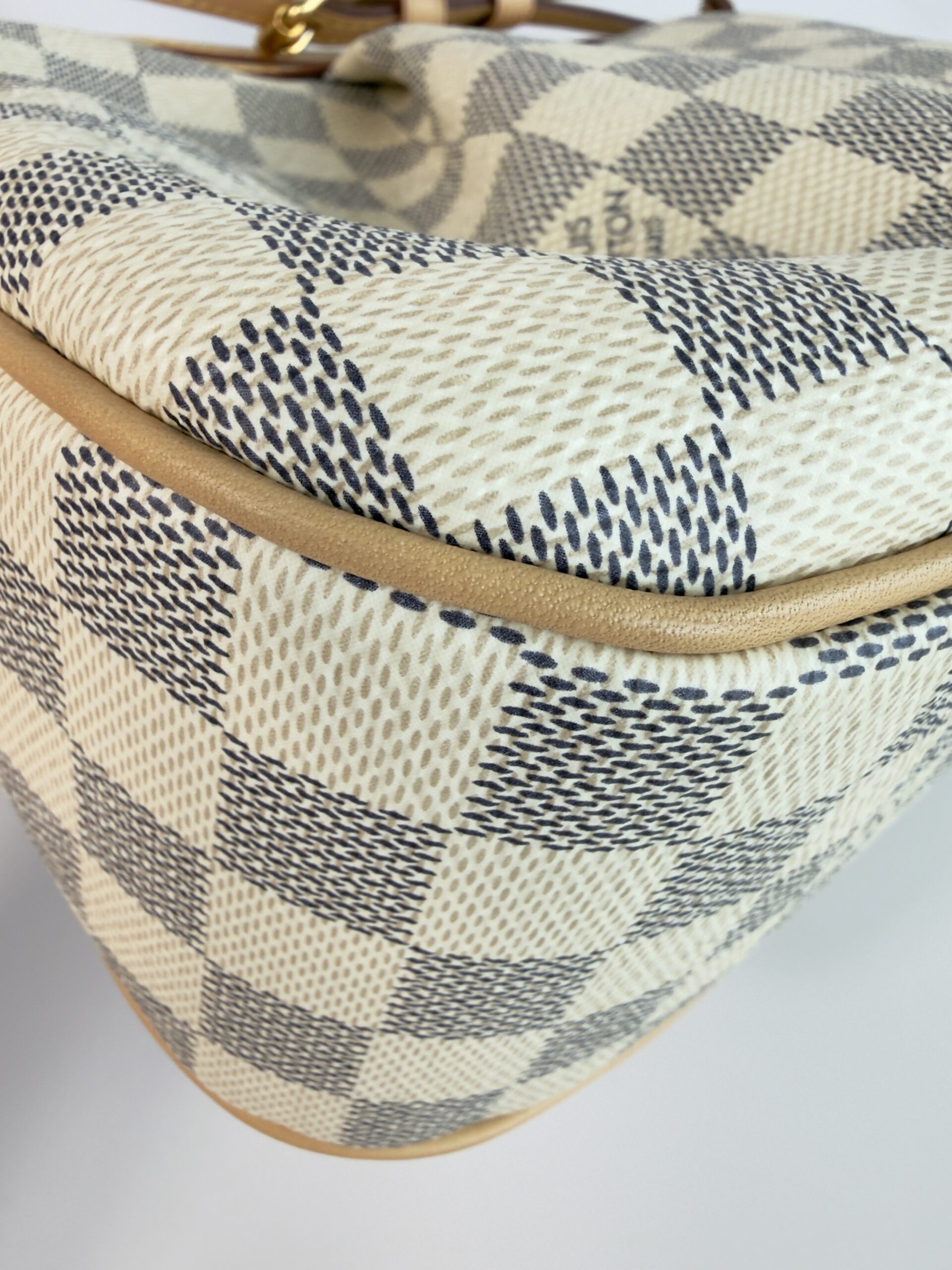 LOUIS VUITTON SIRACUSA MM - Image 12