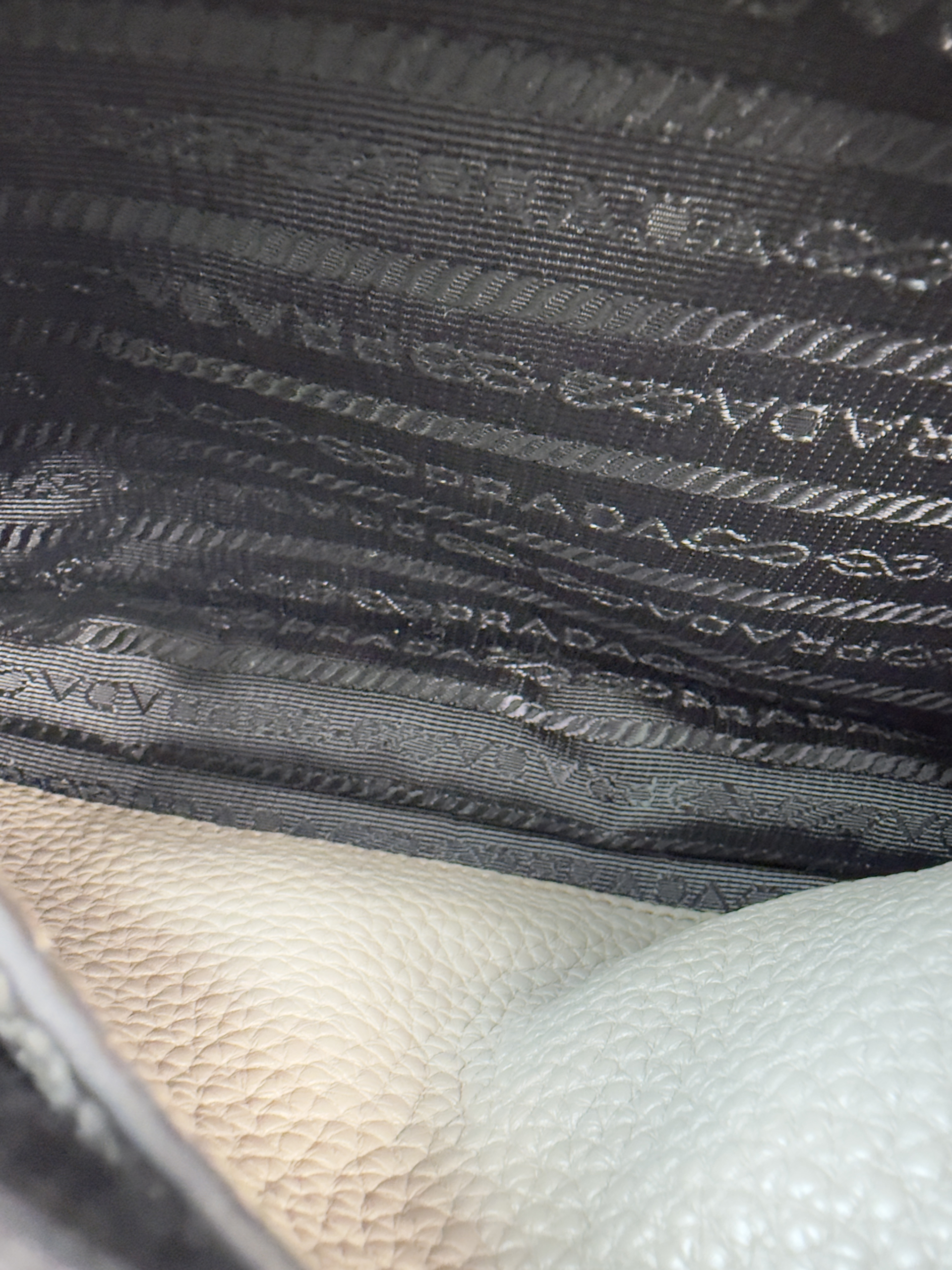 PRADA ARGILLA GREY VITELLO PHOENIX - Image 24
