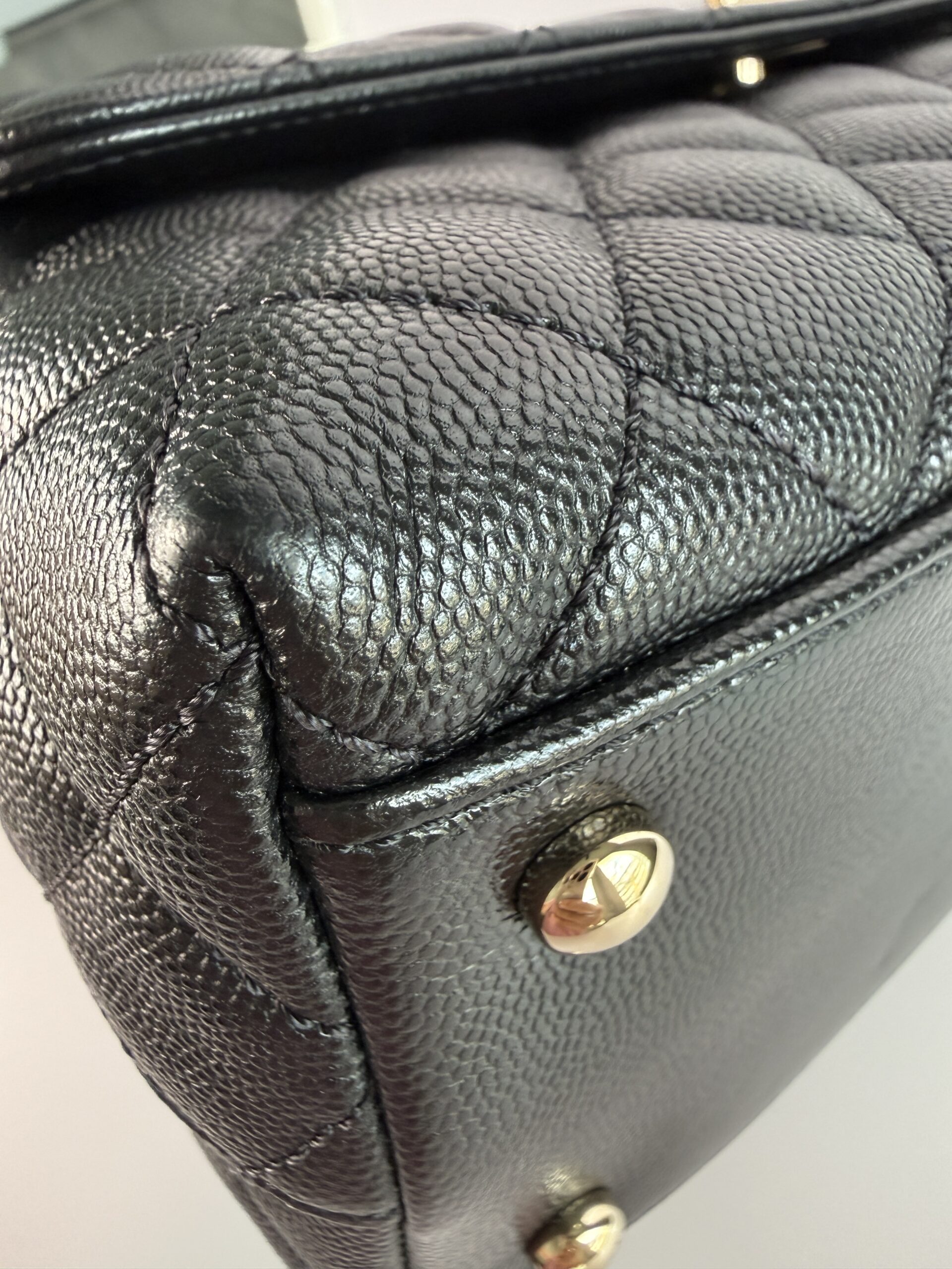 CHANEL FLAP TOP HANDLE - Image 20