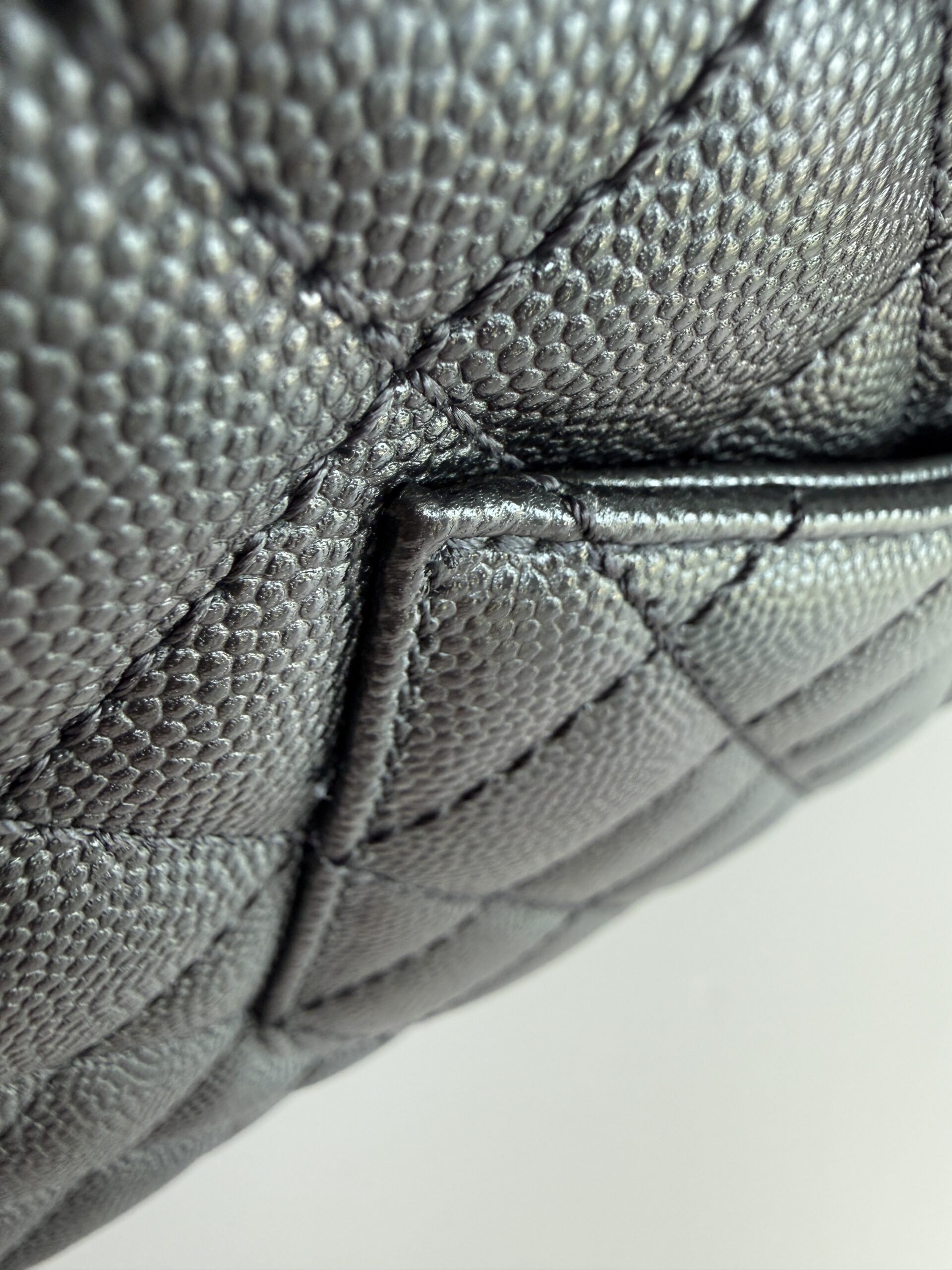 CHANEL FLAP TOP HANDLE - Image 39