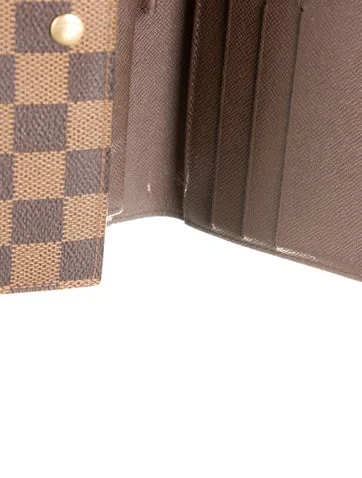 Louis Vuitton Vintage 2004 International Wallet - view 3