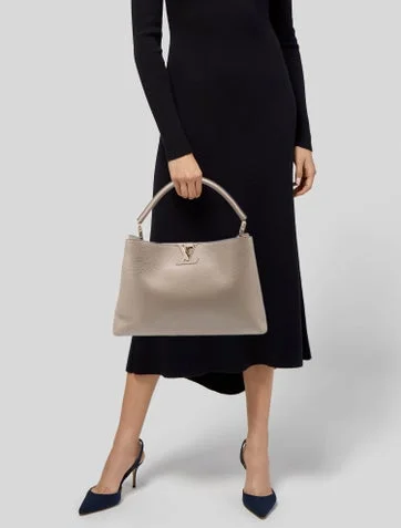 Louis Vuitton Taurillon Capucines MM - view 2