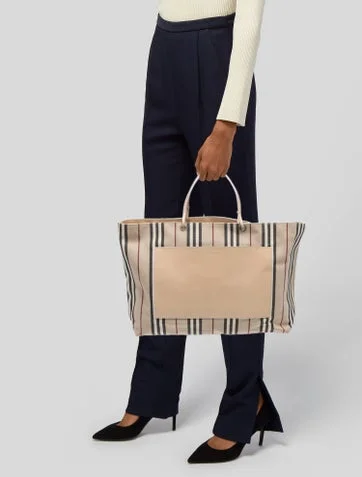 Burberry London Nova Check Tote - view 2