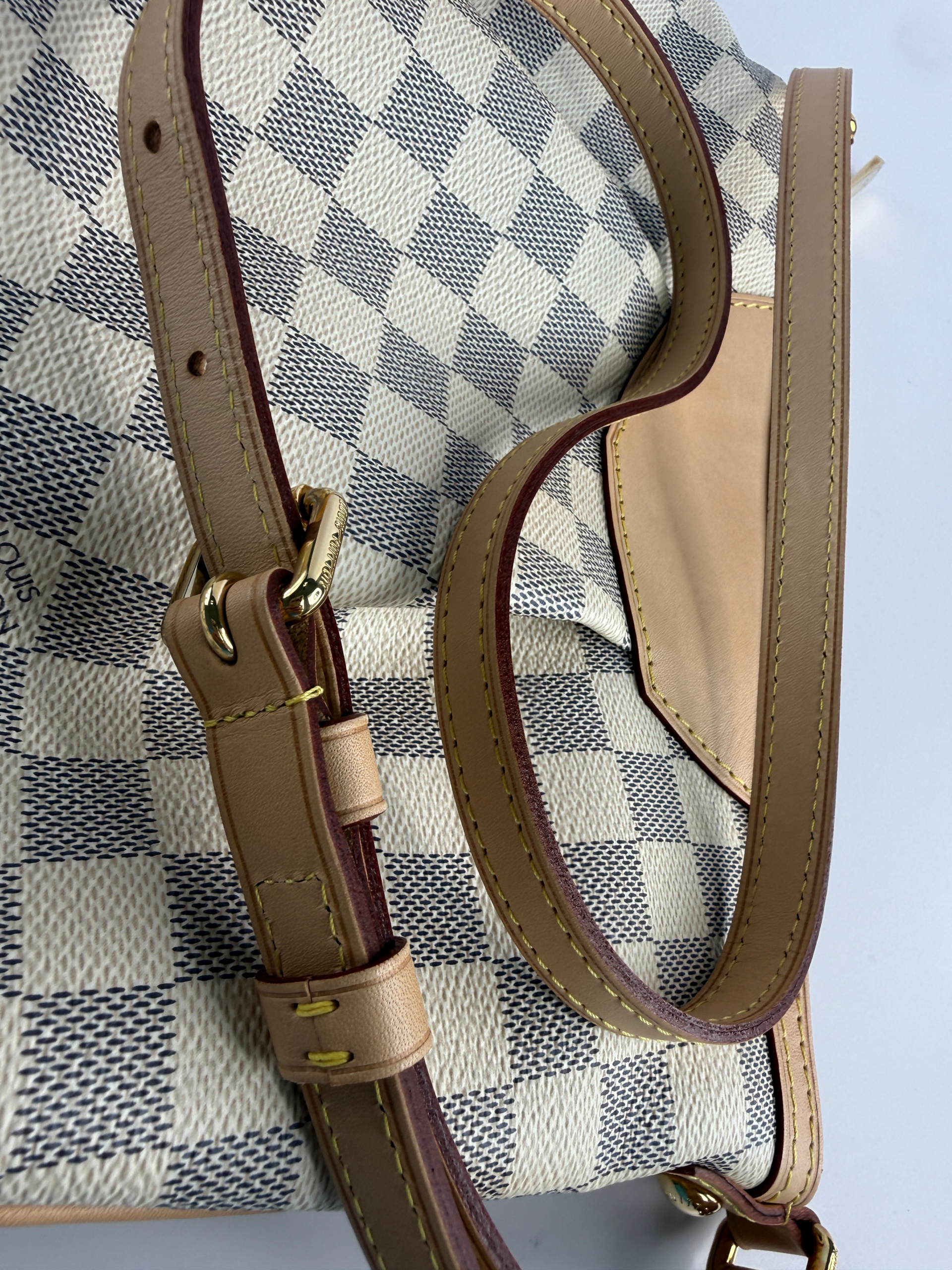 LOUIS VUITTON SIRACUSA MM - Image 22