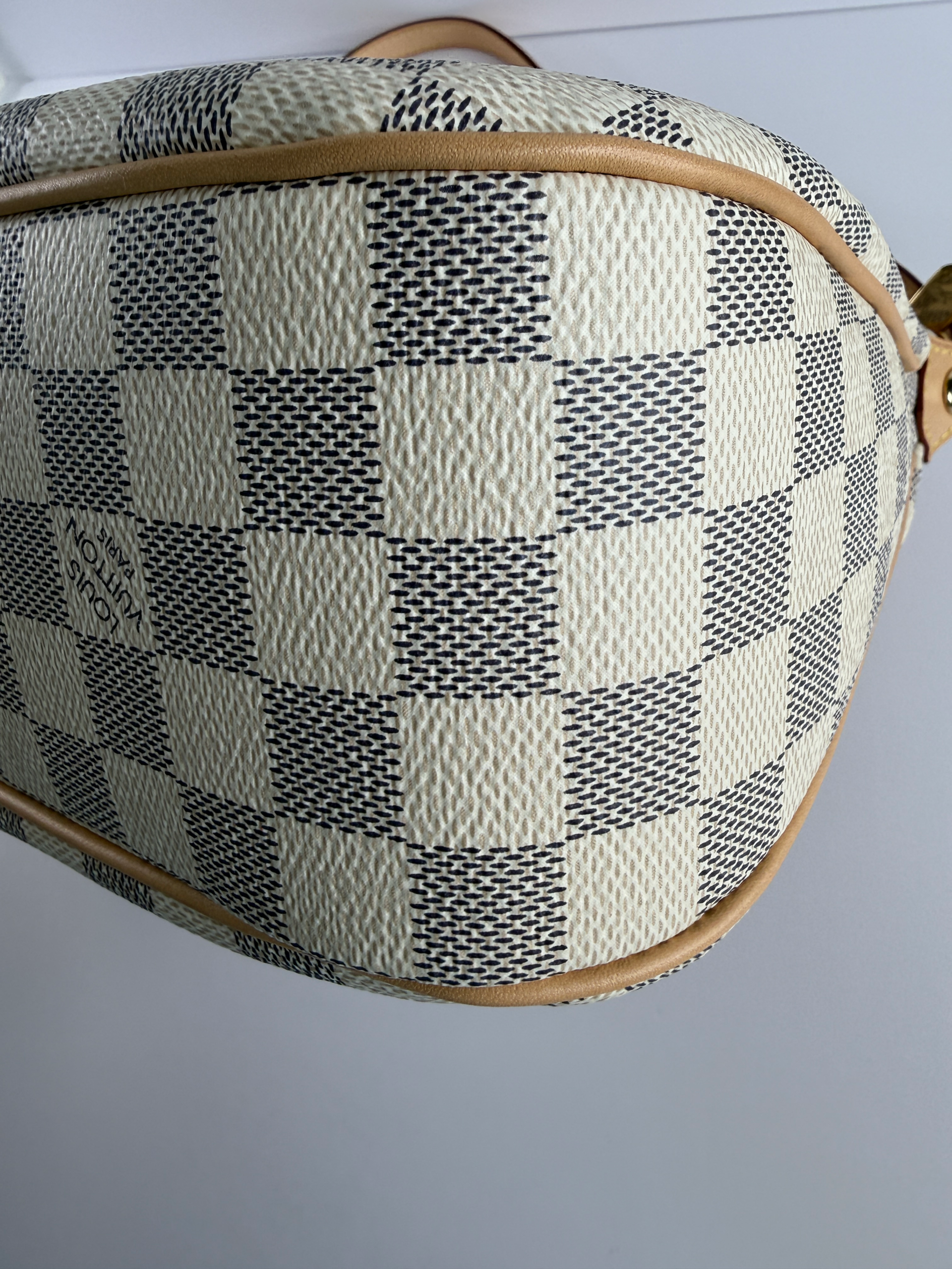 LOUIS VUITTON SIRACUSA MM - Image 9