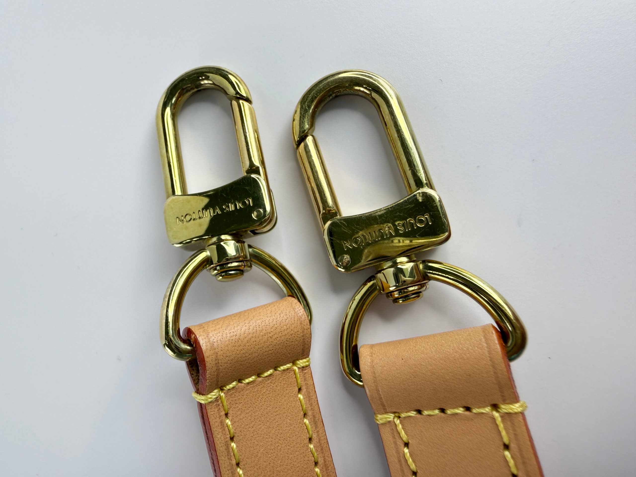 LOUIS VUITTON LOOP - Image 29